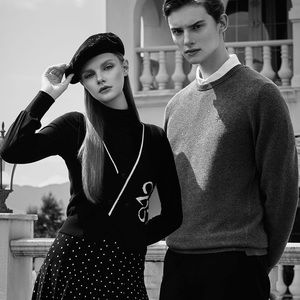 St Andrews luxury golf vest only.  Large